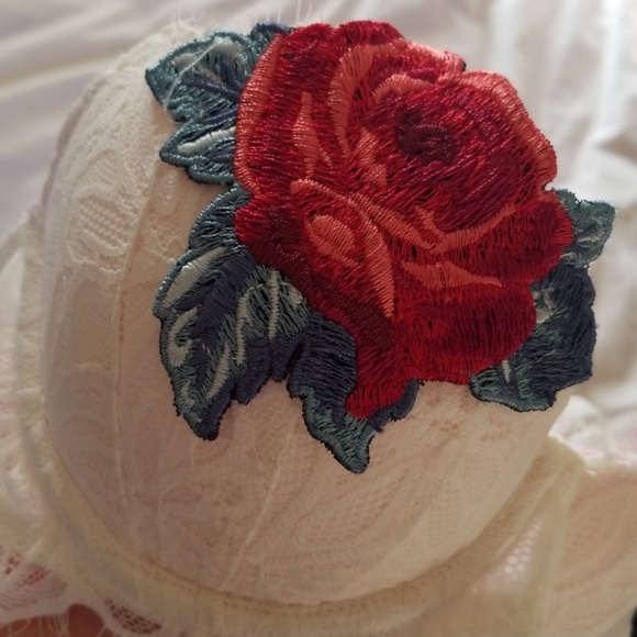 PINK push-up bra - Picture 2 of 4